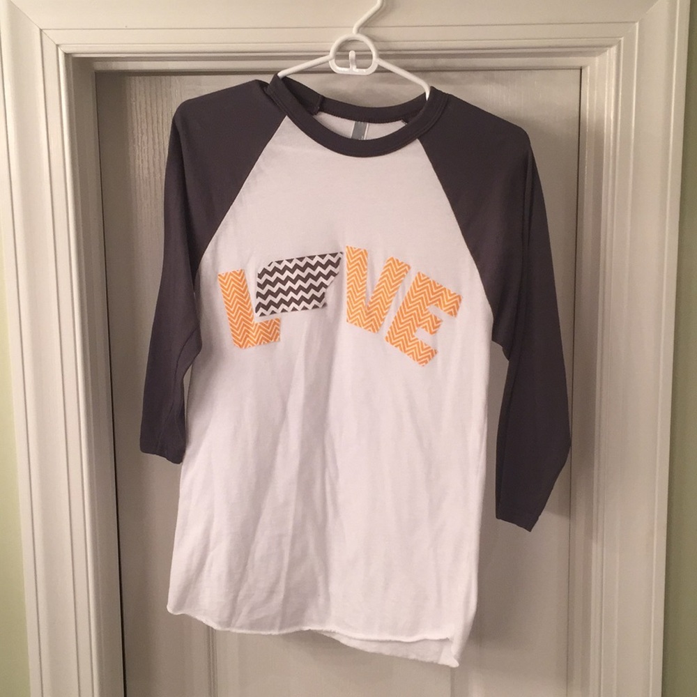 Love T-shirt
